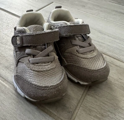 Stride Rite Ace бежевый кожаные туфли младенца ясельного возраста, памяти пены Sz 4,5 М Рекомендуемая розничная цена производителя $44 - Изображение 1 из 4