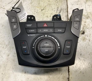 2017-2018 Hyundai Santa Fe Climate Control Automatic Temperature ID 972504ZEA0 - Picture 1 of 2