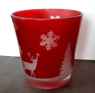 Candelabro de vacaciones grabado paisaje invierno transparente sobre vidrio rojo 3 3/4" nuevo con etiquetas Foto 1 de 4