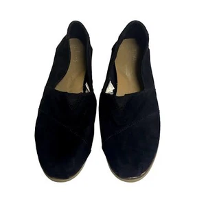 Toms Black Classic Slip-ons Size 7.5  with Tan sole - Picture 1 of 6