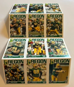 Tarjetas de fútbol americano 1996 Oregon Ducks hoja de equipo sin cortar Rich Brooks - Imagen 1 de 2
