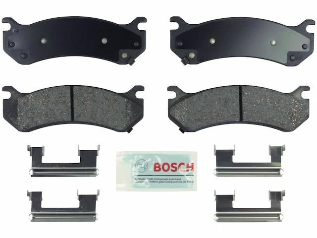 Front Bosch Brake Pad Set fits GMC Yukon XL 1500 2000-2006 57DJQW - Image 1 of 1