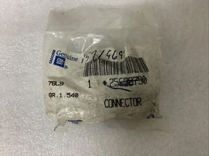 Genuine GM Engine Oil Cooler Adapter Connector (1996 - 2005) (Old Stock) - Foto 1 di 2