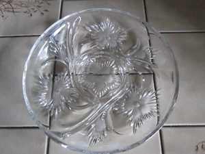 geschl. Glasschale rund 28 cm mit 4 Unterteilungen f. Knabbereien oder Antipasti - Bild 1 von 2