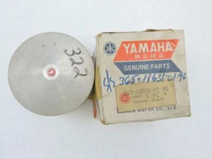 322-11631-02 NOS Yamaha Piston STD DT2MX RT2MX W17323 - Picture 1 of 3