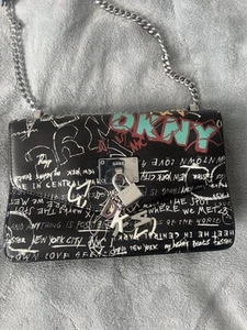 DKNY PAIGE Shoulder Hand Bag BLACK GRAFFITI Crossbody Purse Chain Strap - Picture 1 of 15