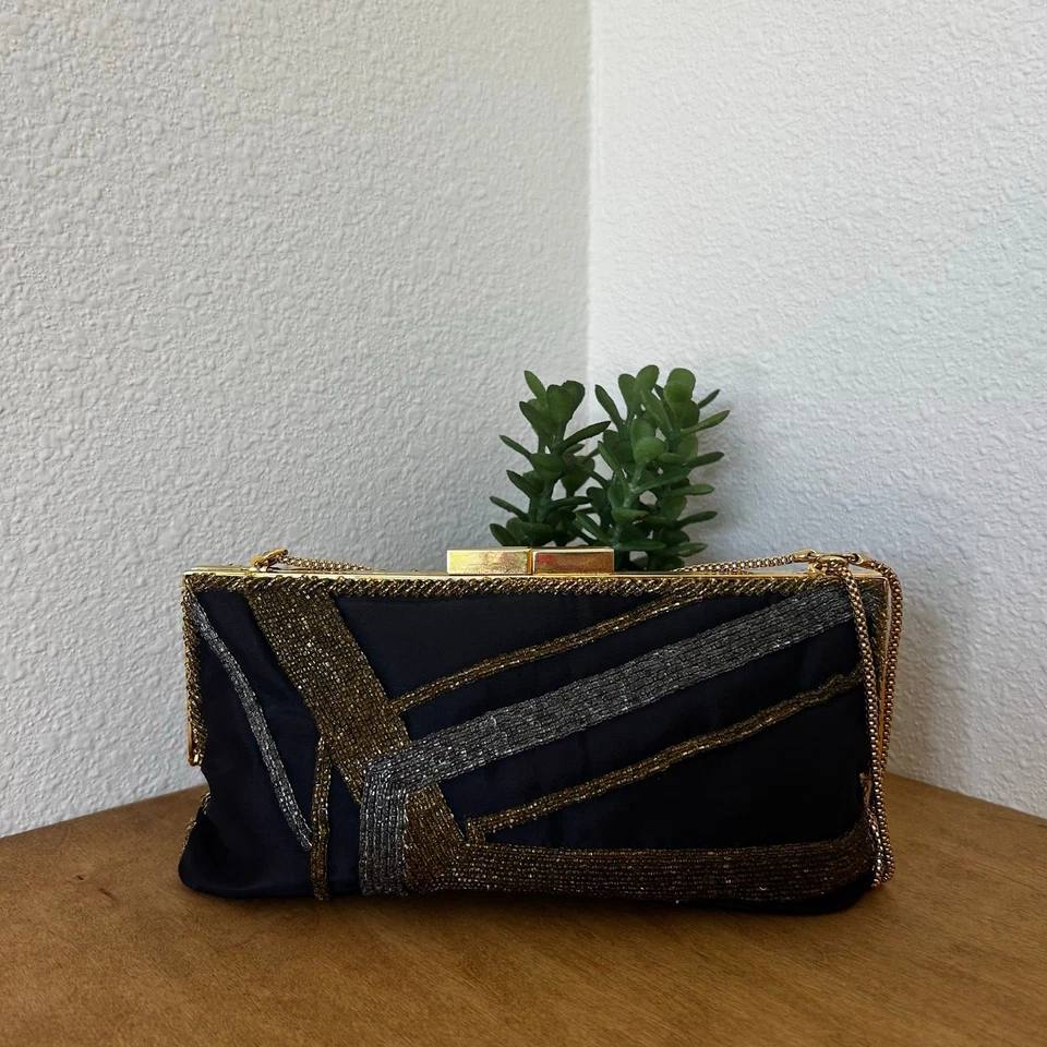 Bolso de mano pequeño vintage negro, dorado y plateado con cuentas bloqueo de beso fiesta invierno Foto 1 de 4