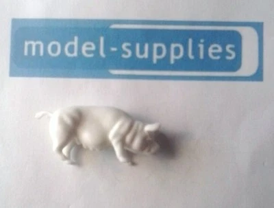 Corgi Gift Set 5 Agricultural set reproduction white plastic pig straight tail - Image 1 of 4