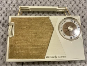 General Electric model P-808E White radio with case Clean For Age - Picture 1 of 15