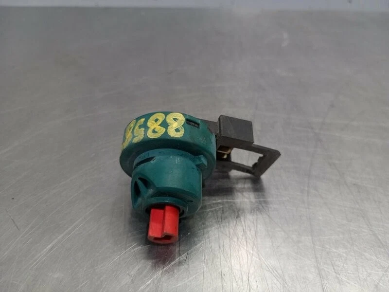 interruptor PIAGGIO (VESPA) VESPA S LX LXV 50 125 2005 885891 - Imagen 1 de 4