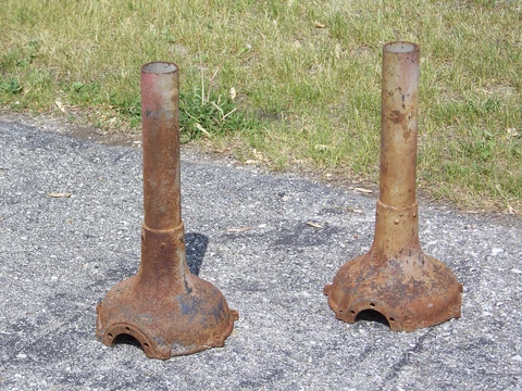 Pair 2 Antique Cast Iron Machine Base Stands Steampunk Industrial Table Pedestal Cover