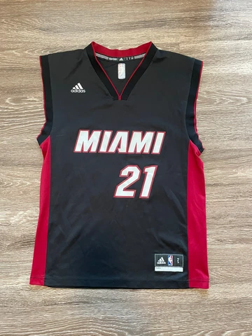 Hassan Whiteside Miami Heat Jersey Men Small Adult Black Nike NBA Basketball 21 Cover