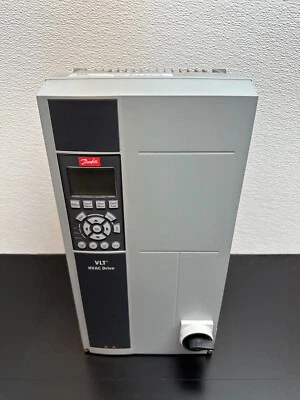 Danfoss VLT HVAC Drive PN 134X7410 4,0kw 5,0PS FC102P - Bild 1 von 4