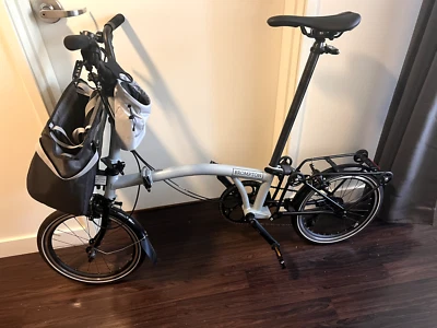 Brompton P-line 4-Speed Lunar Ice - Image 1 of 4