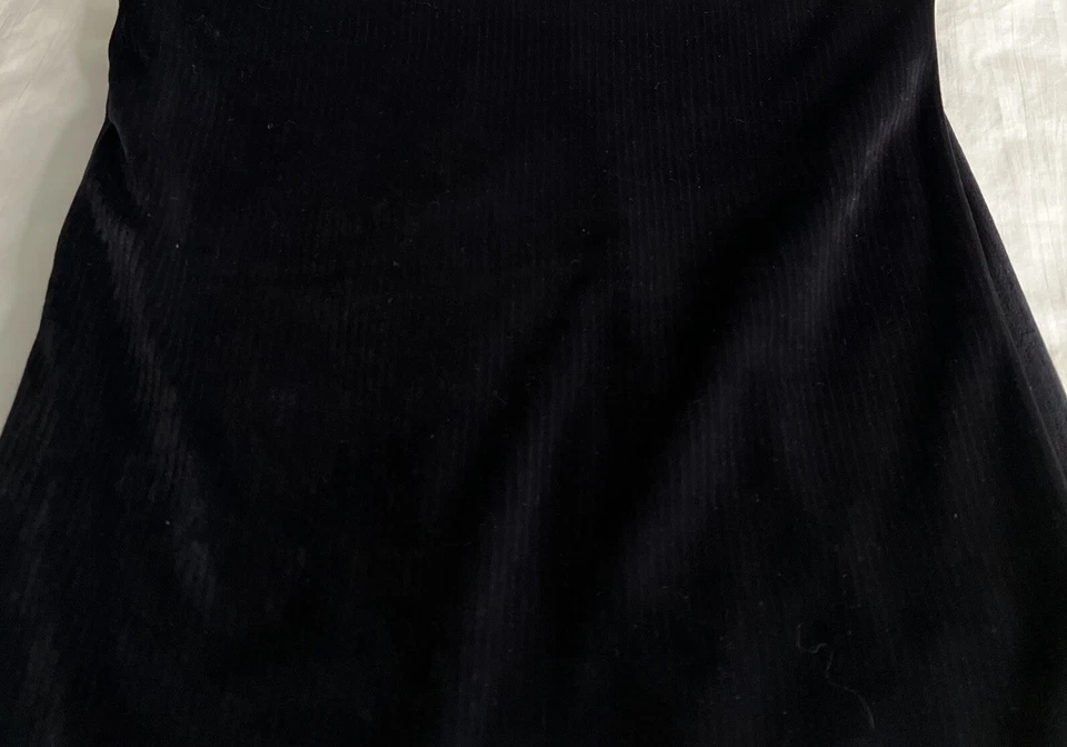 Black Ribbed Velour Type Stretch Fabric 1 Yard +17" - 60" wide New - Image 1 of 3