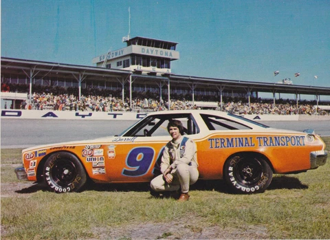 Darrell Waltrip #95 Terminal Transport 1974 post card / hero card -Nascar Cover
