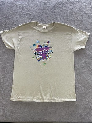 Toyota T-Shirt mens Large Beige Rubiks Cube Cassette Space Invaders 1980s - Image 1 of 4