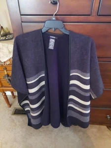 Ike Behar Women's Poncho Cape Fleece Gray Striped One Size - Picture 1 of 4