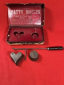 ANTIGUOS MOLDES PARA HAMBURGUESAS DE HIERRO FUNDIDO WAGNER CON CAJA - Pat. 1907 - ORIGINAL - EE. UU. - Imagen 1 de 11