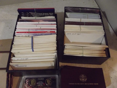 misc box of US Mint Sets, proof sets, commemoratives, please read description Cover