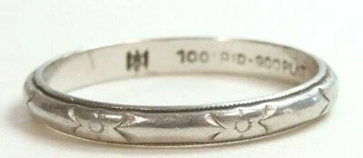 Antiguo anillo de boda Art Deco tamaño 5,25 UK-K 2,33 MM DTD 9-11-37 Foto 1 de 4