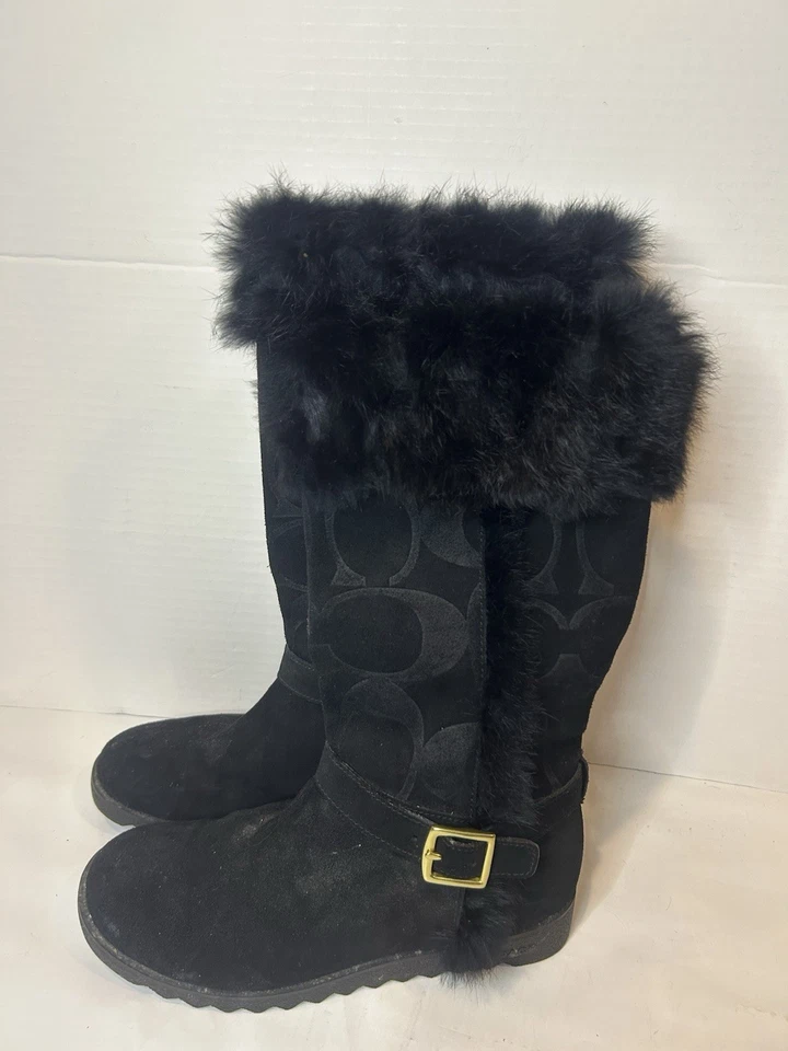 Botas negras Coach Deeann ribete de piel hebilla dorada negras media pantorrilla A7294 talla 7 1/2B Foto 1 de 4