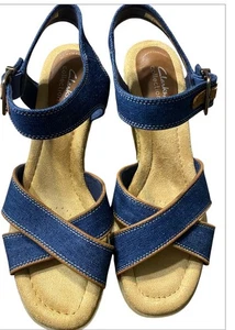 Clarks Emmalae Iris wedge sandal in dark denim size 8.5 M, new without box - Picture 1 of 14