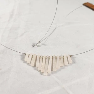 Handgefertigte Perlen Schnee Quarz Fächer Halskette verstellbar Länge - Bild 1 von 7