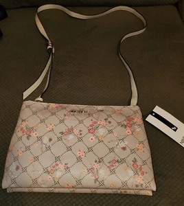Crossbody Nine West Purse, New Has 2 Zippers, Adjustable Strap, Paisley Flowers - Picture 1 of 10