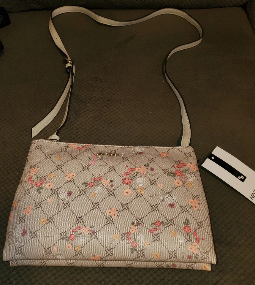 Cartera Bandolera Nine West, Nueva Tiene 2 Cremalleras, Correa Ajustable, Flores Paisley Foto 1 de 4