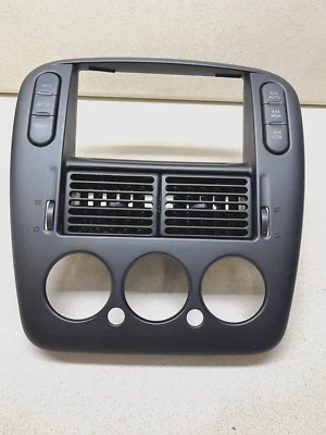 2002 2007 Ford Explorer Ac Climate Radio Trim Bezel Oem - Image 1 of 4