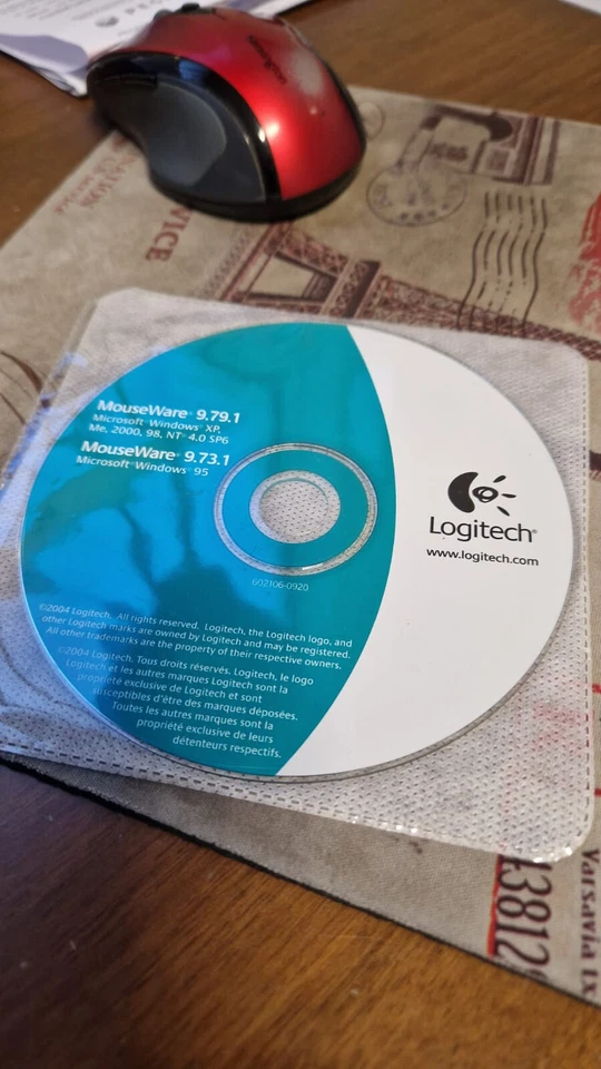 Cd contenente driver per mouse Logitech MouseWare 9.79.1 - MouseWare 9.73.1 - Immagine 1 di 1