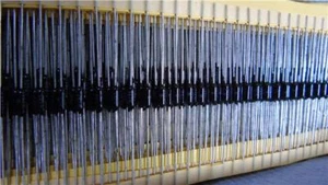 5 x Welwyn RC55Y Series Axial Metal Film Resistor 147kΩ ±0.1% 0.25W ±15ppm/°C - Picture 1 of 1