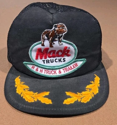 Винтажная бейсболка Mack Trucks Snapback Trucker Hat Gold Leaf  - Изображение 1 из 4