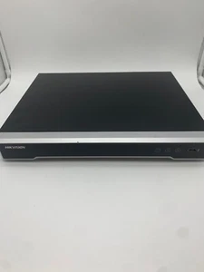 Hikvision Netzwerk Video Recorder DS-7608NI-2K gebraucht HDMI - Afbeelding 1 van 5