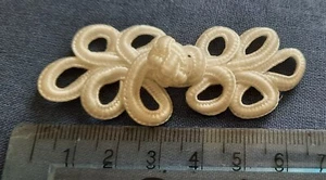 Frog Fastener Closure Button Colour White - Picture 1 of 3