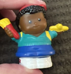 Fisher Price Little People Ersatz Junge Figur hält Flugzeug & Pinsel - Bild 1 von 2