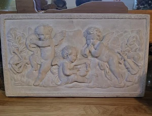 Colgante de pared vintage de yeso querubines musicales de tiza hecho en México - Imagen 1 de 10