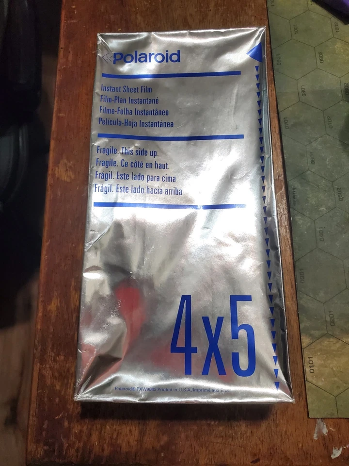 Vintage Polaroid Polacolor 4x5 Instant Sheet Film PXW9043 SEALED Expired AS IS - Image 1 of 3