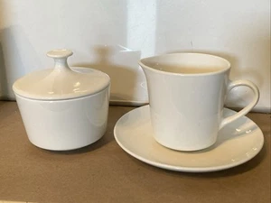 Vintage Centura by Corning White Creamer and Sugar Bowl with Lid & Saucer - Picture 1 of 6