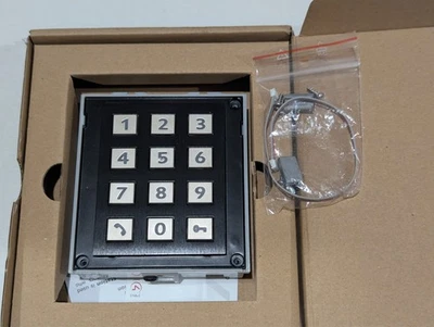 CONTROL4 DS2 Keypad Module Black 9155031B-C4 - New Inc VAT - Image 1 of 3
