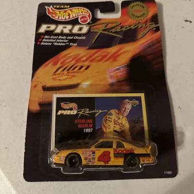 Hot Wheels 1997 Pro Racing Sterling Marlin (L) - Изображение 1 из 3