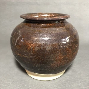 Taiga Studio Vase braun glasierte japanische Keramik, 4,5" hoch x 5" breit - Bild 1 von 7