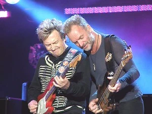 THE POLICE & STING in concert Hyde Pk 2008 "The Reunion tour"! 60 Rare PHOTOS! - Picture 1 of 6