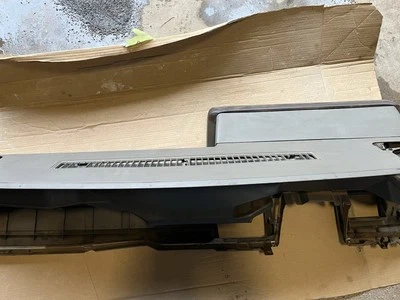 Salpicadero marrón/tostado para camioneta Chevy 88-94 o GMC carrocería K. Foto 1 de 4