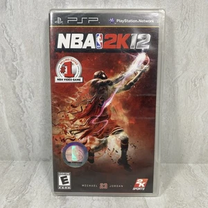 NBA 2K12 (Sony PSP, 2011) NUOVO sigillato - Foto 1 di 2