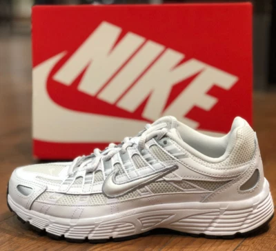 *NUEVO* Nike P-6000 (GS) Tinte Platino Blanco (HV5064 003)👍 Foto 1 de 4
