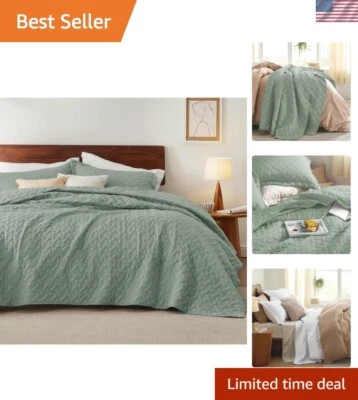 King Size Lightweight Quilt Set with Basket Weave Design - Sage Green Elegance - Image 1 of 4