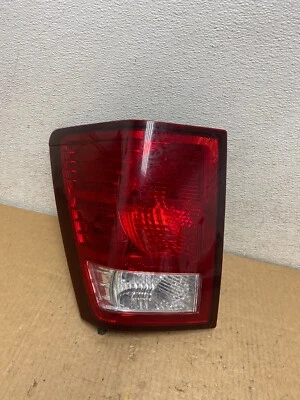 Jeep Grand Cherokee 2007 2008 2009 2010 conductor izquierdo luz trasera izquierda OEM L8300 DW Foto 1 de 4