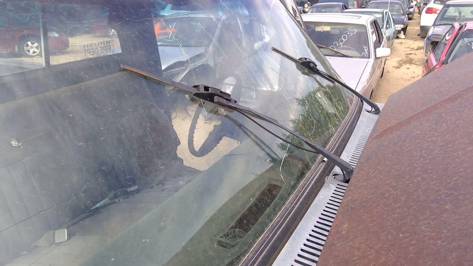 1985 1986 Gmc Sierra K10 1500 Passenger Right Windshield Wiper Arm Oem 22111206 - Image 1 of 4